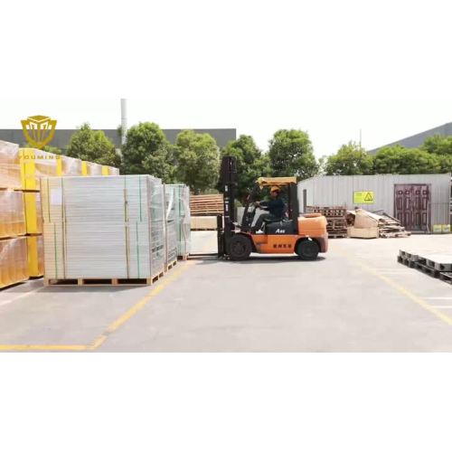 Real time video of warehouse shipment