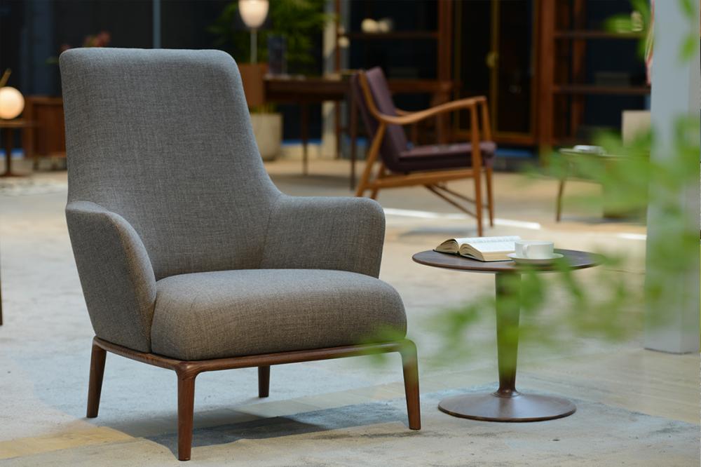 Westin Lounge Chair