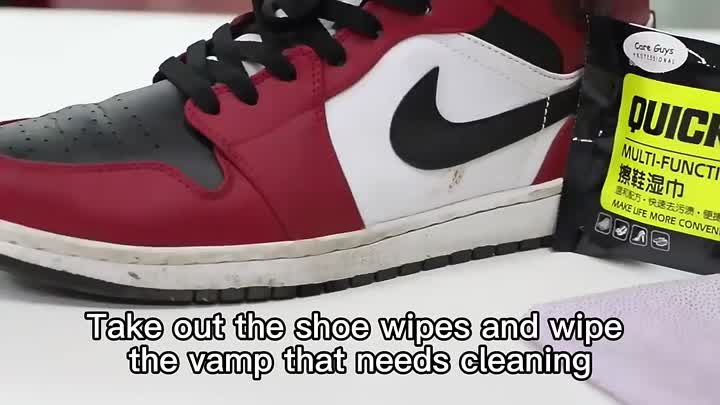 Shoe cleaning wipes