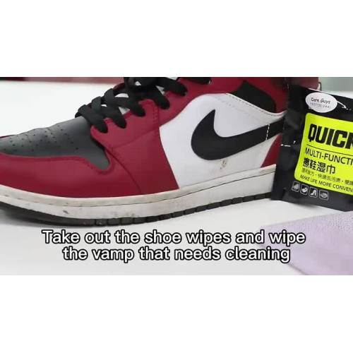 Shoe cleaning wipes