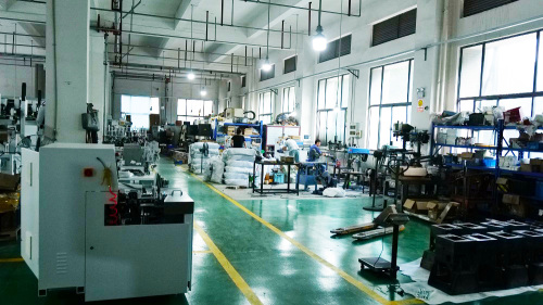 تبرز شركة Yangzhou Zhenyue Brush Machinery كمبتكر رئيسي في الأتمتة العالمية لصنع الفرشاة