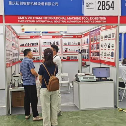 Компания Chuke Intelligent Equipment Co., Ltd. добилась феноменального успеха во второй день своей выставки, обеспечив многочисленные намерения закупок на Вьетнамской международной выставке станков.