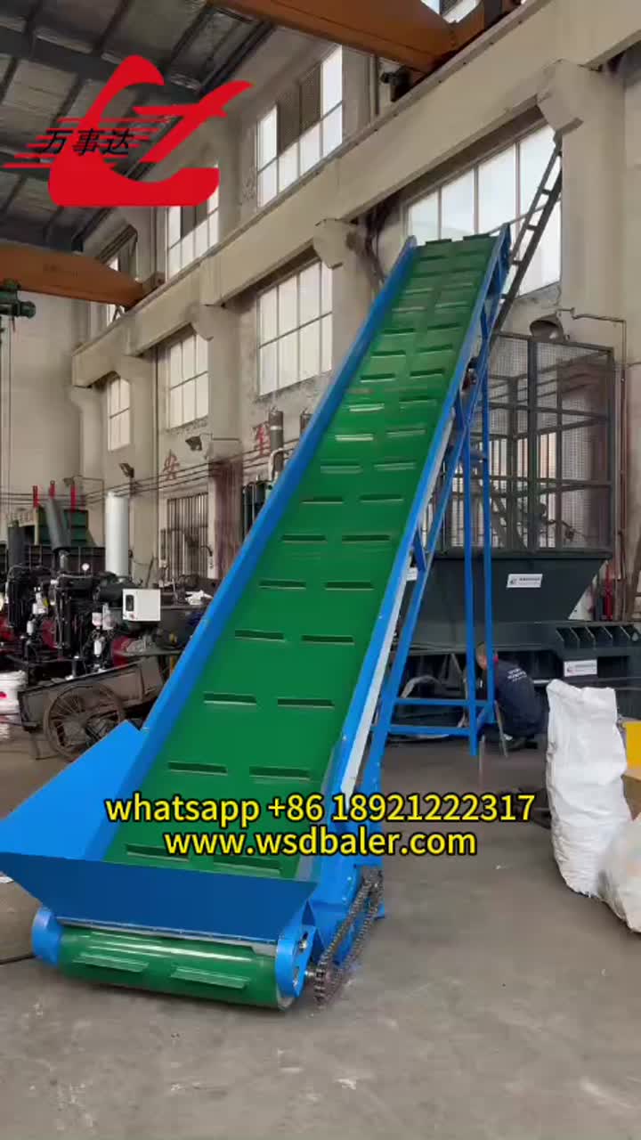 Enfardadeira de metal