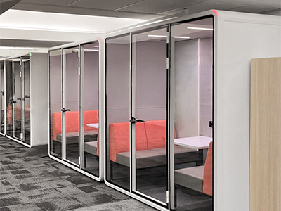 Cápsulas de escritório no edifício municipal de Quebec