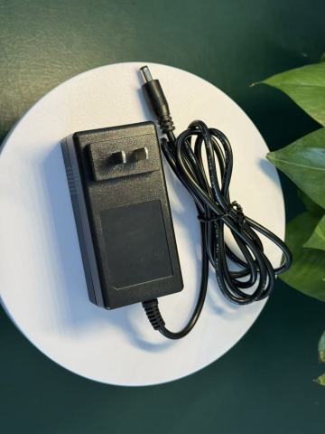 19V 1.8A 36W wall plug power adapter