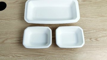 Eco-friendly disposable bagasse pulp meat rectangle plates for sale1
