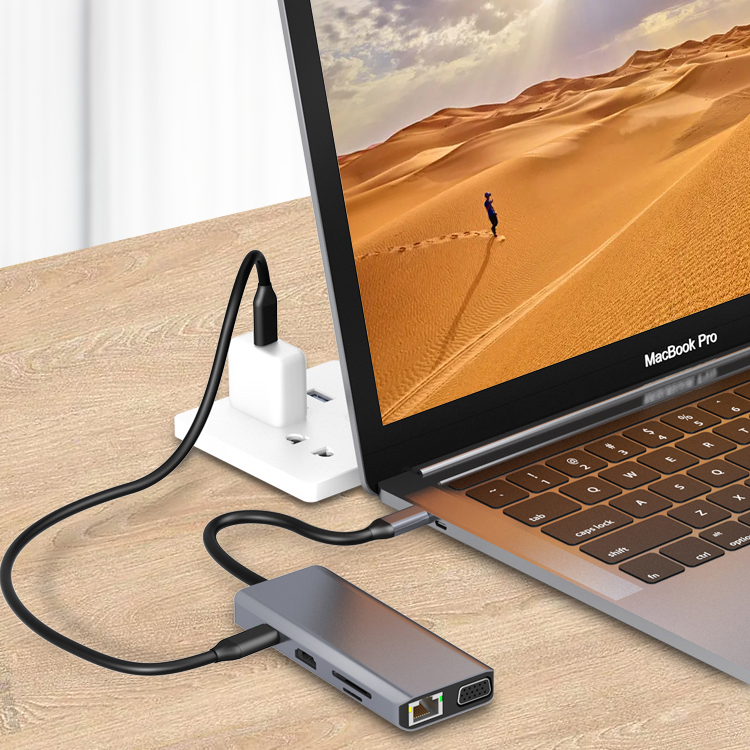 E02 11 in 1 USB-C-Dockingstation mit HDMI