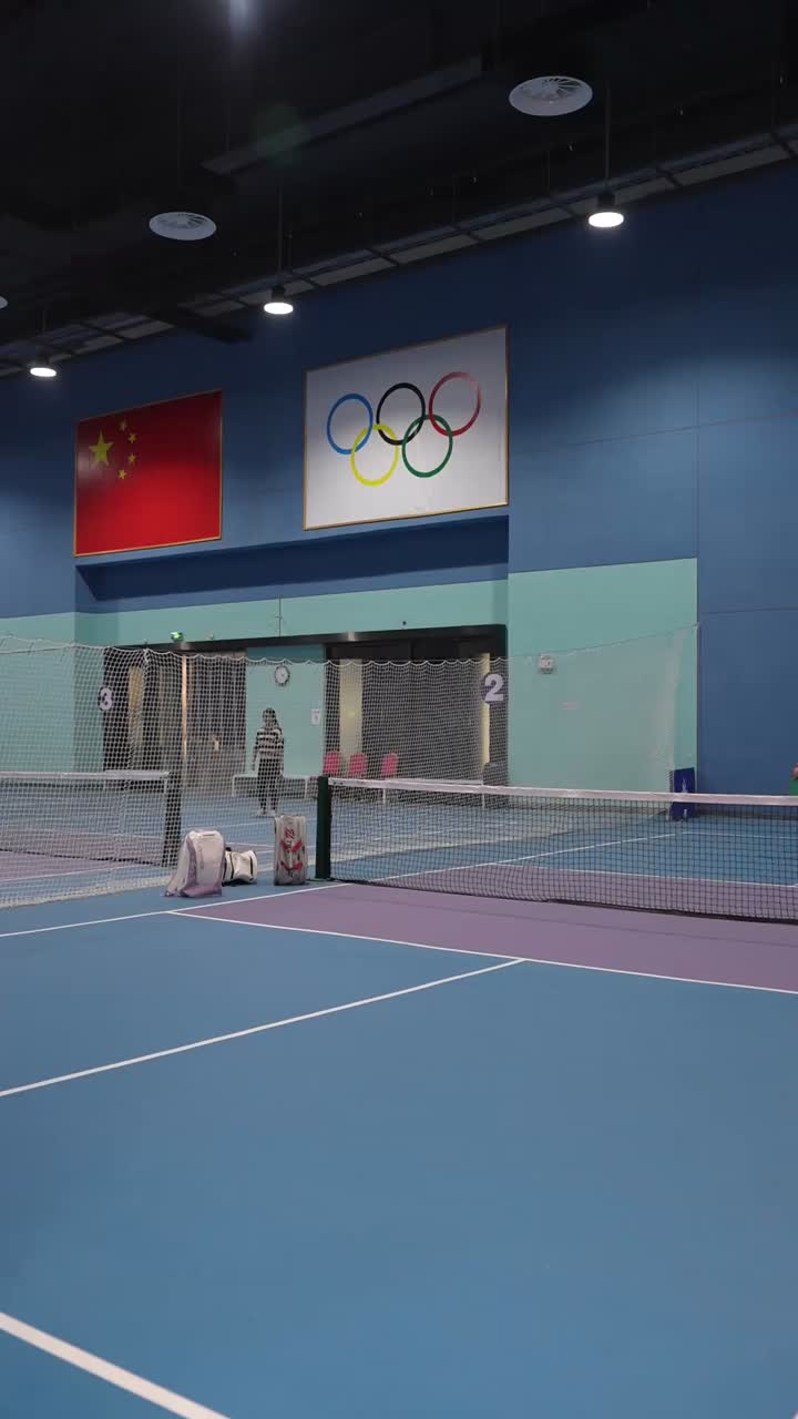 Многофункциональная сумка-рюкзак для ракетки