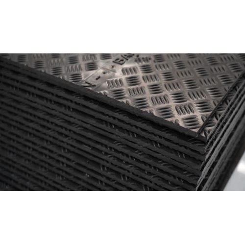 textured black2~1