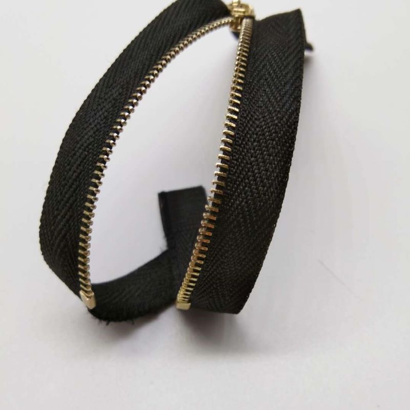 Brass zipper for purses