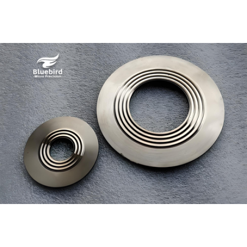 Станки лазерной резки обрабатывают мелкие промышленные металлы: уплотнительные прокладки для химических предприятий