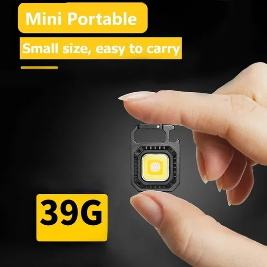 Llavero de iluminación portátil multifuncional con luz de campamento recargable1
