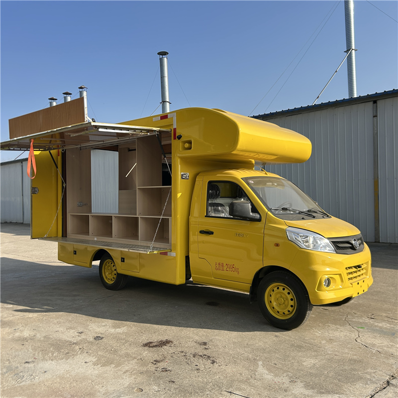 گاری لباس روی چرخ برای فروش موبایل