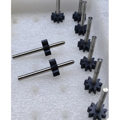 Bomba de microengranajes J-Tron: solución de los desafíos de transferencia de líquidos que contienen partículas