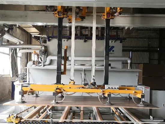 Melamine MDF Plain/Laminated/Slot/UV/Veneer/Melamine MDF for Furniture1