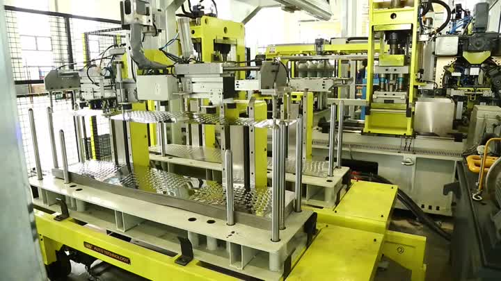 Drum Atutomatic Production Line Side Cutting.mp4