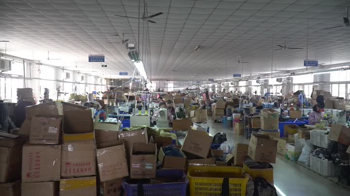 Qingdao Youguan Runfeng Hat Manufacturing Co., Ltd.