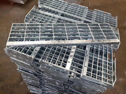 Galvanized Steel Grating T2 Stair tread Supplier