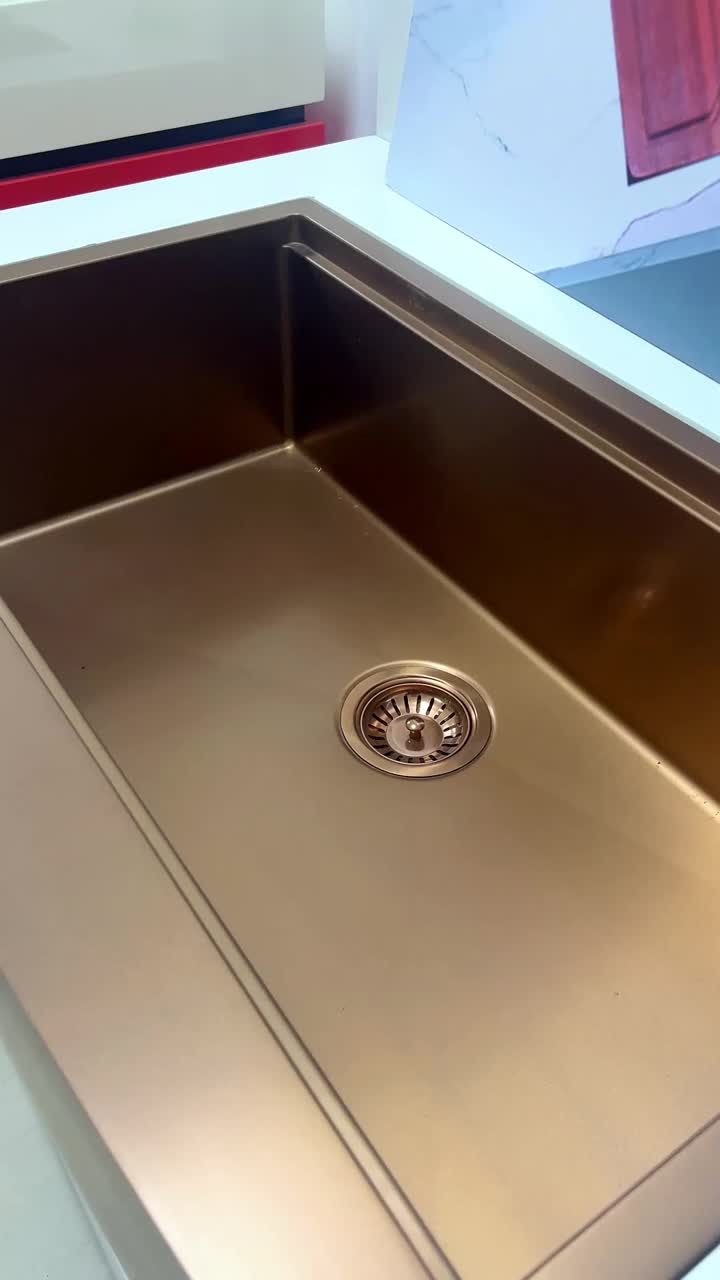 Nano Golden Sink