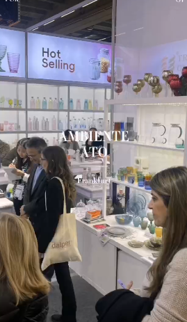 I beni di consumo internazionali Ambiente mostrano A-6