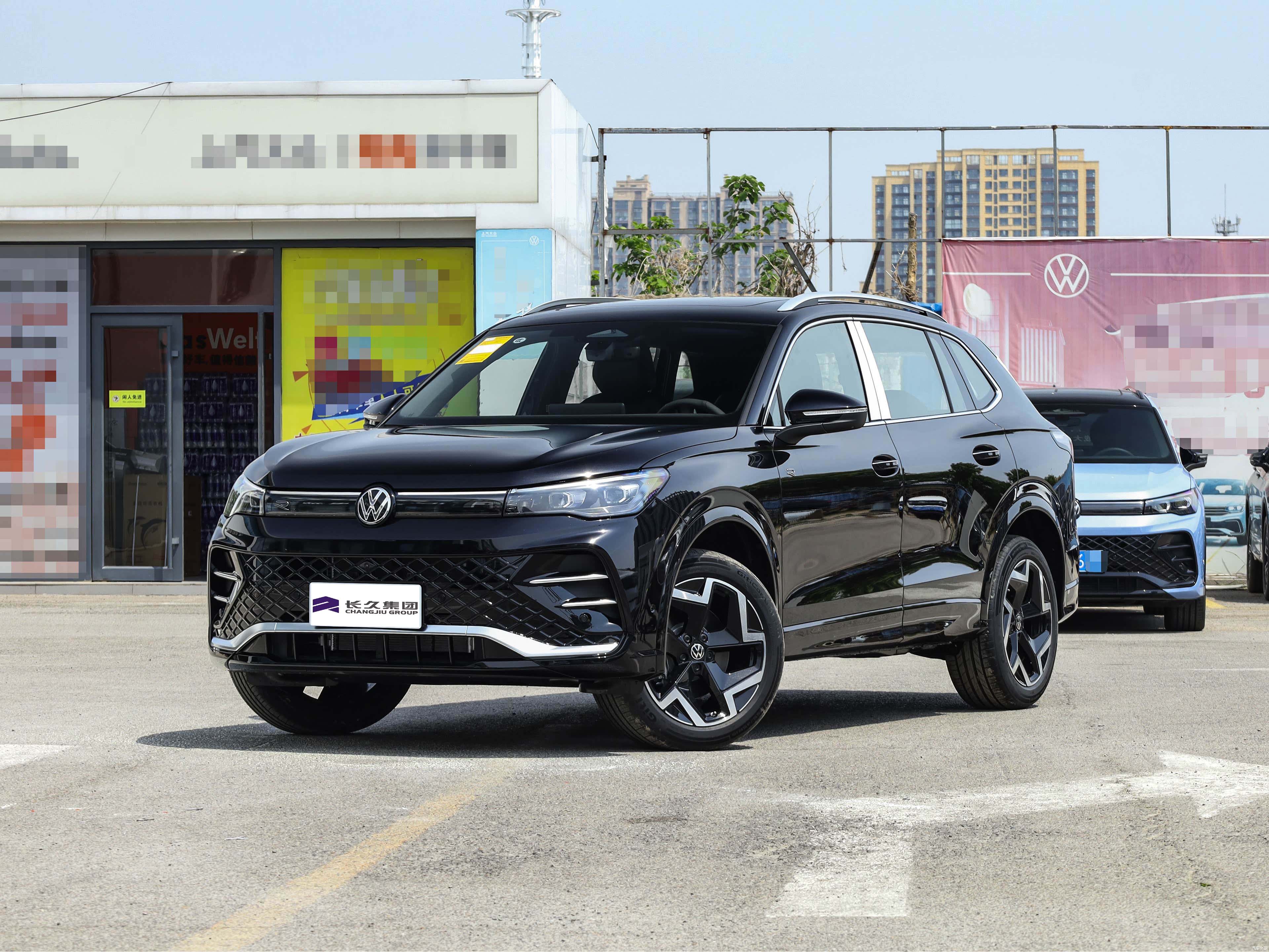 Volkswagen Tiguan L-2