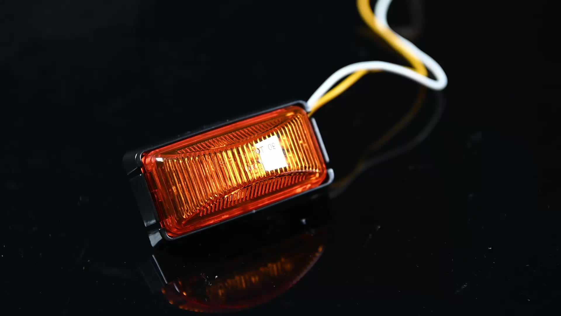 Lampu lampu LED merah penanda sampingan untuk trak kemping 12V-24V trak1