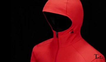 Outdoor soft shell jacket