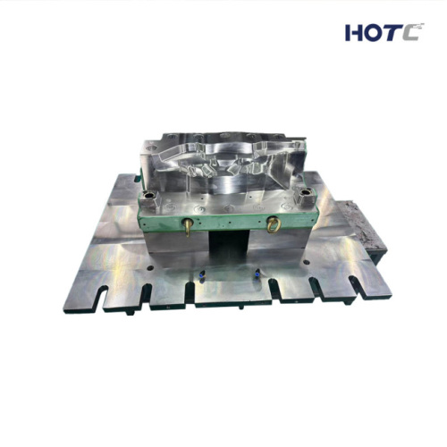 Taizhou HongTaiKe Mould Technology lanza un molde de inyección para alféizar de ventana externo SMC de alta precisión
