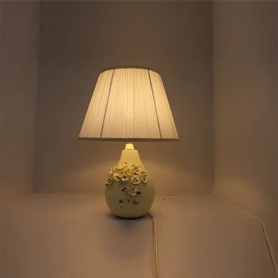 Lviculador de mesa de cerâmica de ouro elegante para quarto e sala de estar1