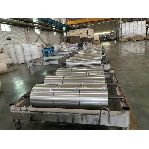 Aluminum foil double-roller casting and rolling method