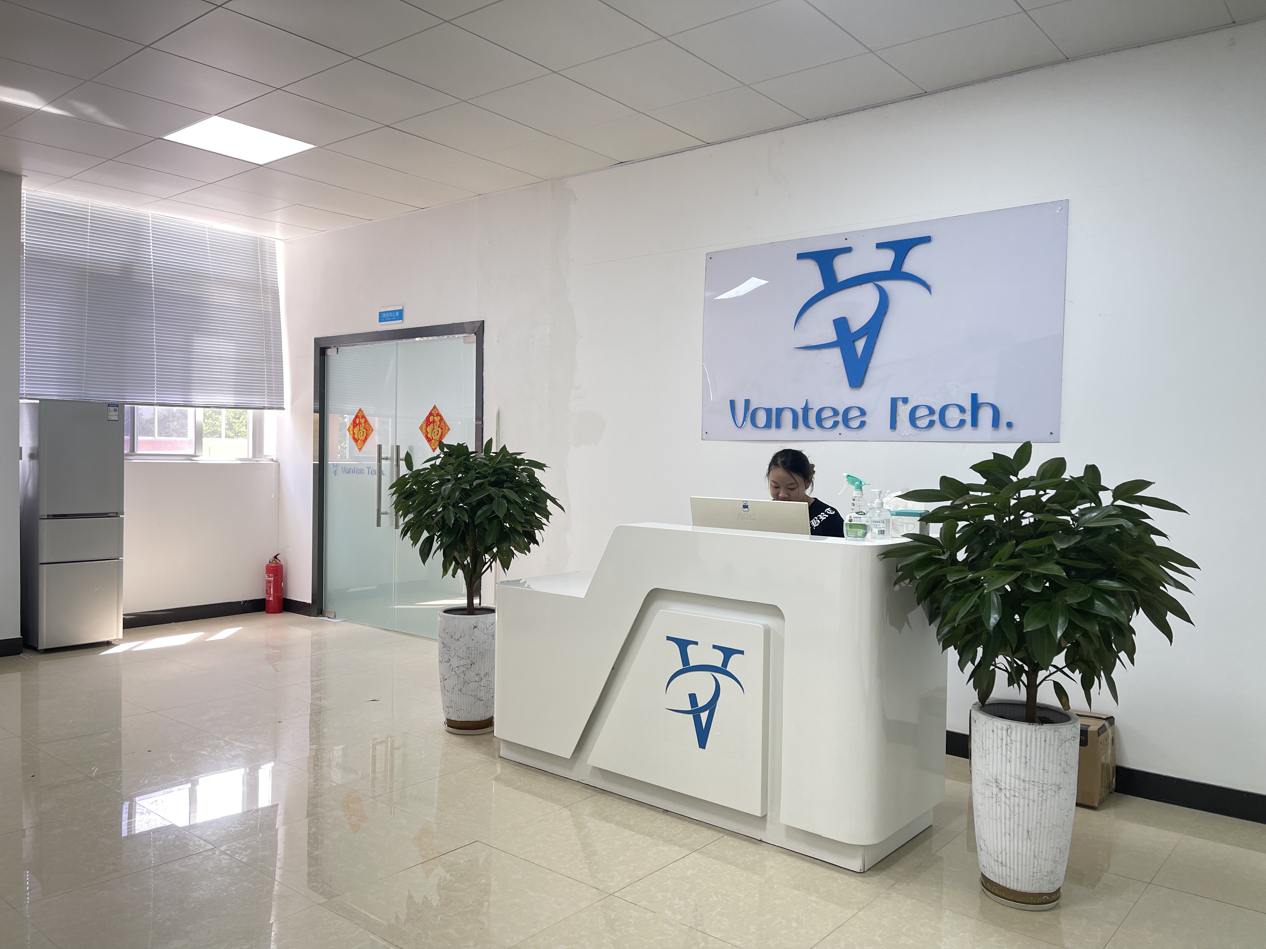 عرض مكتب FinerRoller Vantee Tech Office