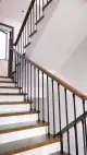 Pegangan tangan besi tempa minimalis untuk interior tangga