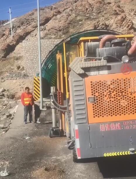 Guardrail drilling machine at XinJiang 5 9