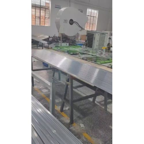 Máquina de puncionadeira automática