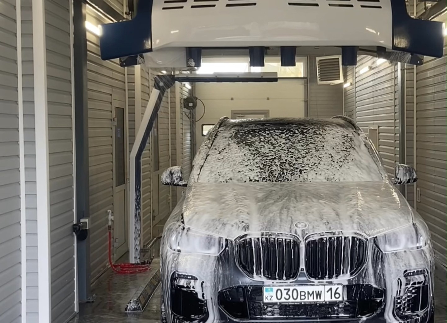 카자흐스탄의 Avtocleaning Robot Car Wash