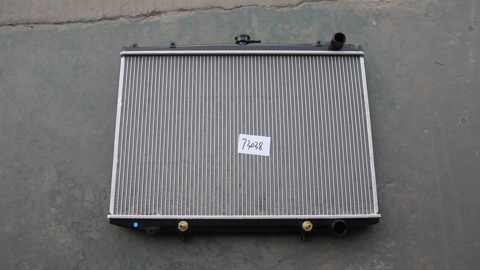 OEM 21450-01G11/07G11 Aluminum Water Radiator For NISSAN HARDBODY' 88-92 D21 Cooling Radiator Manufacture1