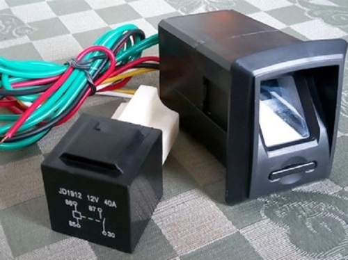 Apa bedane antara scanner bekas driji lan kunci tradisional?