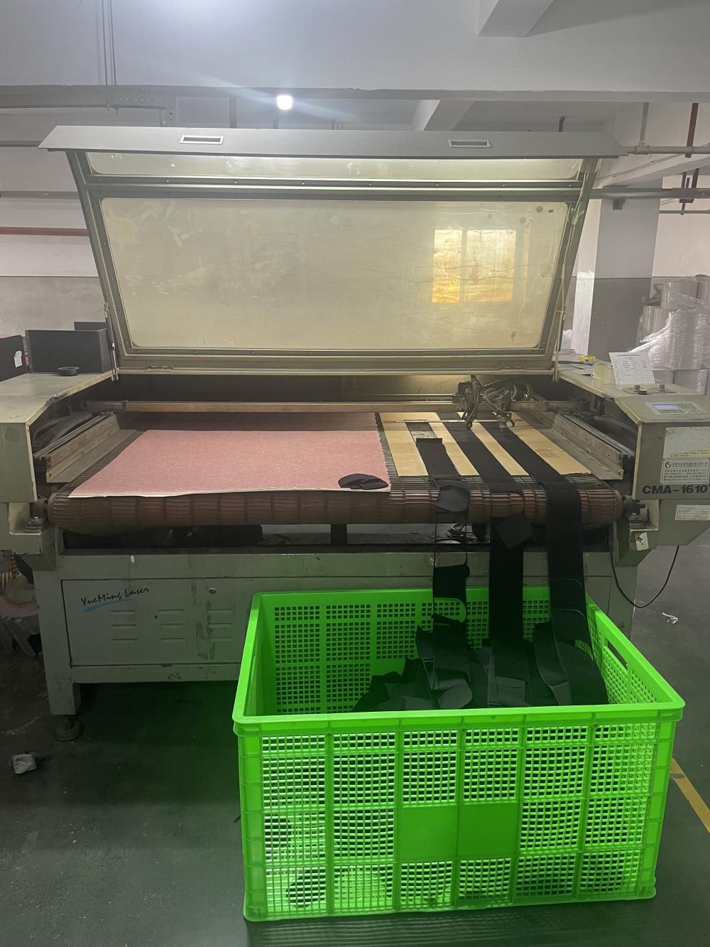 Auto-Laser Cutting Machine