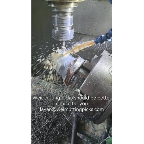 Zęby kulowe do nudnego rocka i tunelu.