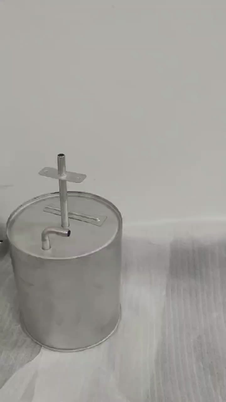 Heiße und kalte Wassertanks