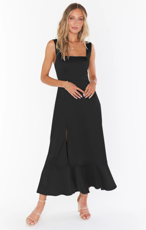 Timeless glamor in fashion: explore the ever-changing world of maxi dresses