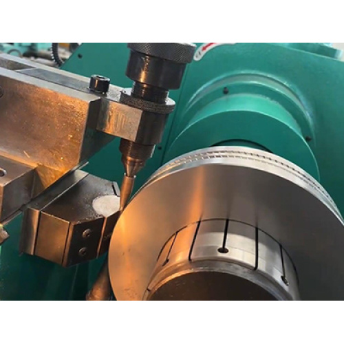 How does a CNC crescent groove milling machine turn raw materials into precise parts?