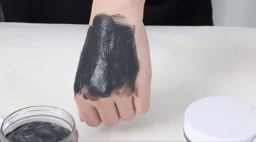 charcoal clay mud mask
