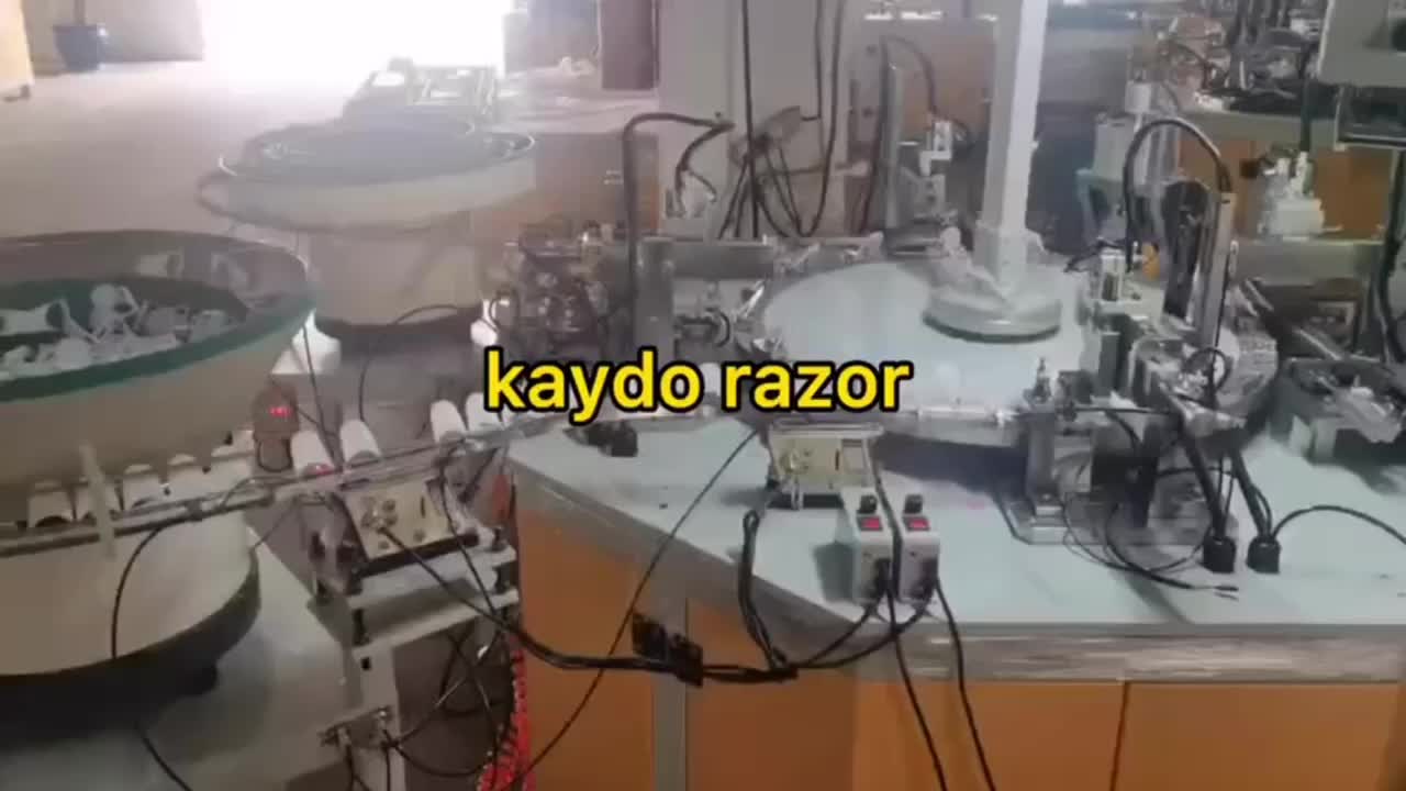 آلة تجميع Lady Razor لحلاقة الجسم Razor1