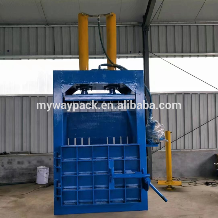 Plastic Baling Machine