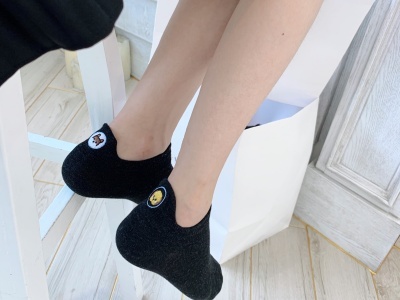 Η Zhejiang Runxiang ξεσπά στην αγορά των κεντημένων κάλτσων: Dog Head IP + σχέδιο ουδέτερο ως προς το φύλο ηγείται της εξειδικευμένης αγοράς και η ενσωμάτωση της τεχνολογίας προκαλεί βαθύ προβληματισμό στη βιομηχανία