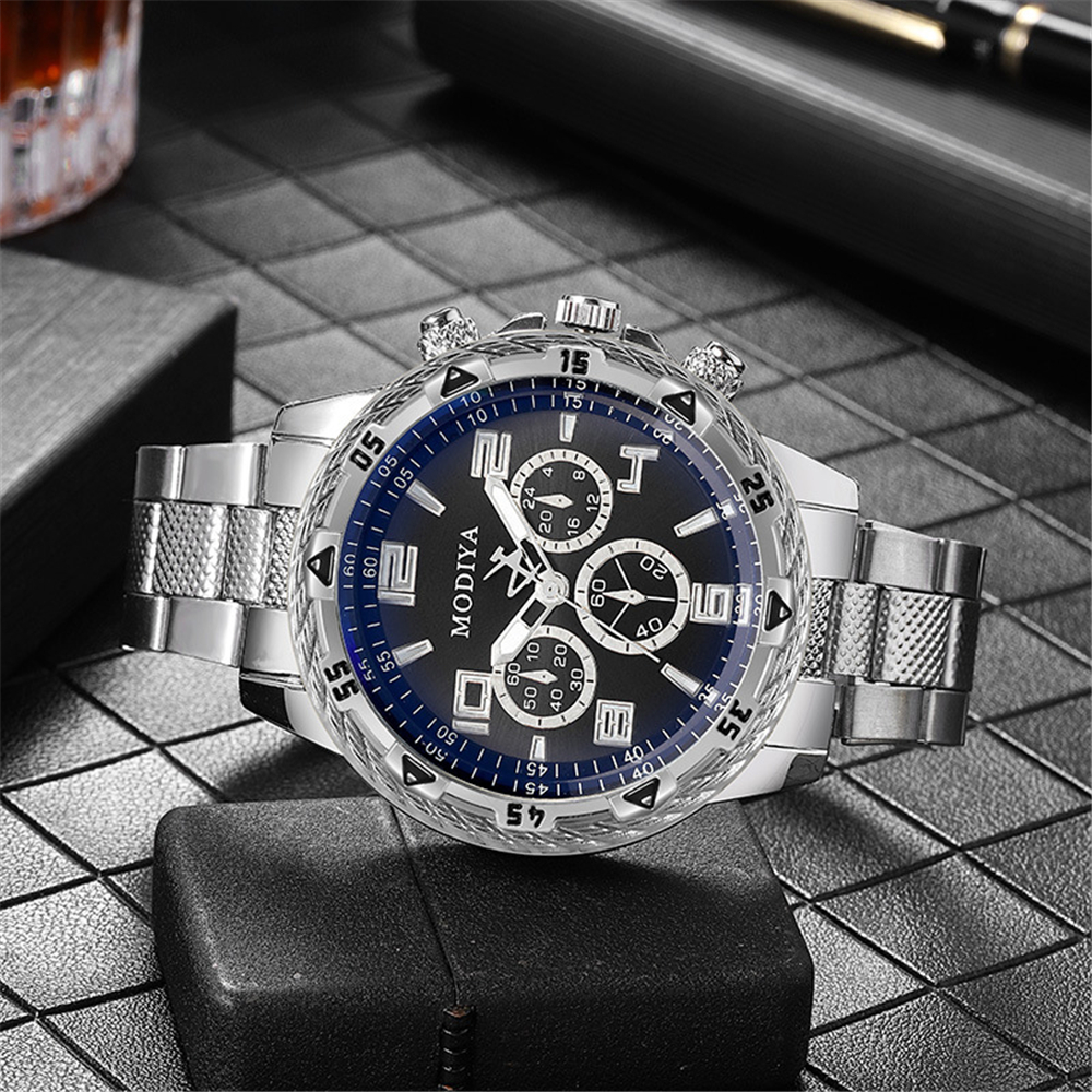 Silver Three Eyes Quartz Stainless Steel Watch For Men