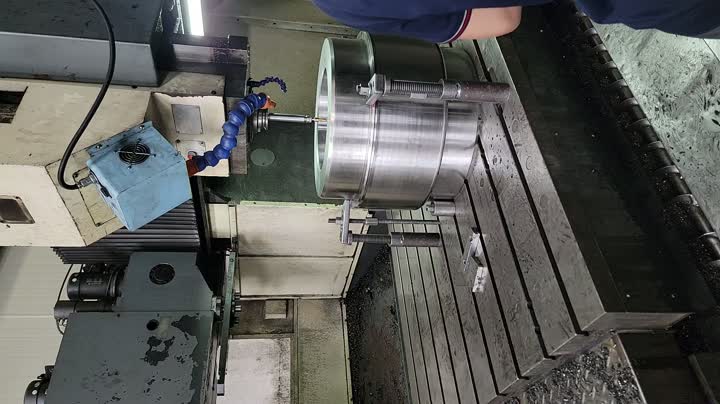 Οριζόντιο κέντρο κατεργασίας CNC