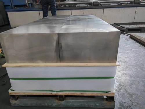 Yesino Metal annuncia la spedizione riuscita di blocchi di titanio al cliente