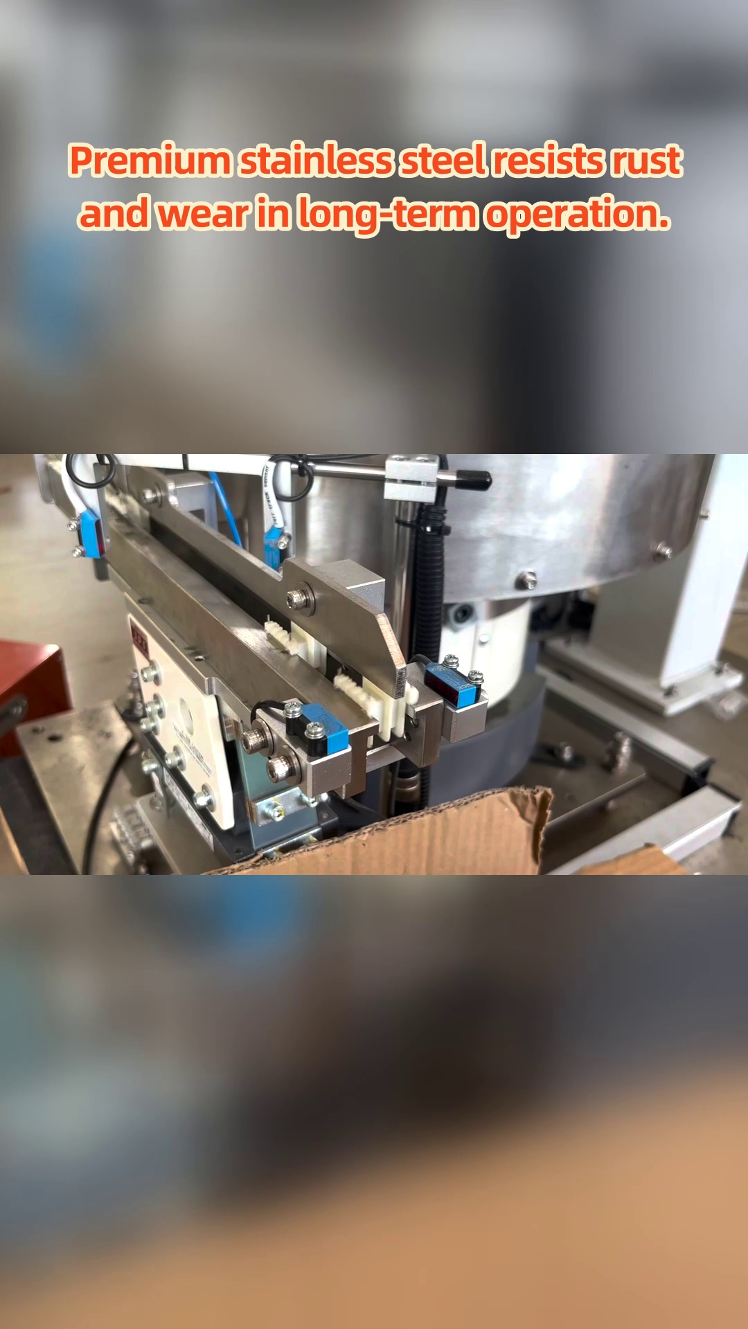 Echipament de alimentare automată direct din fabrică rentabil, reducând costurile cu forța de muncă ale clienților